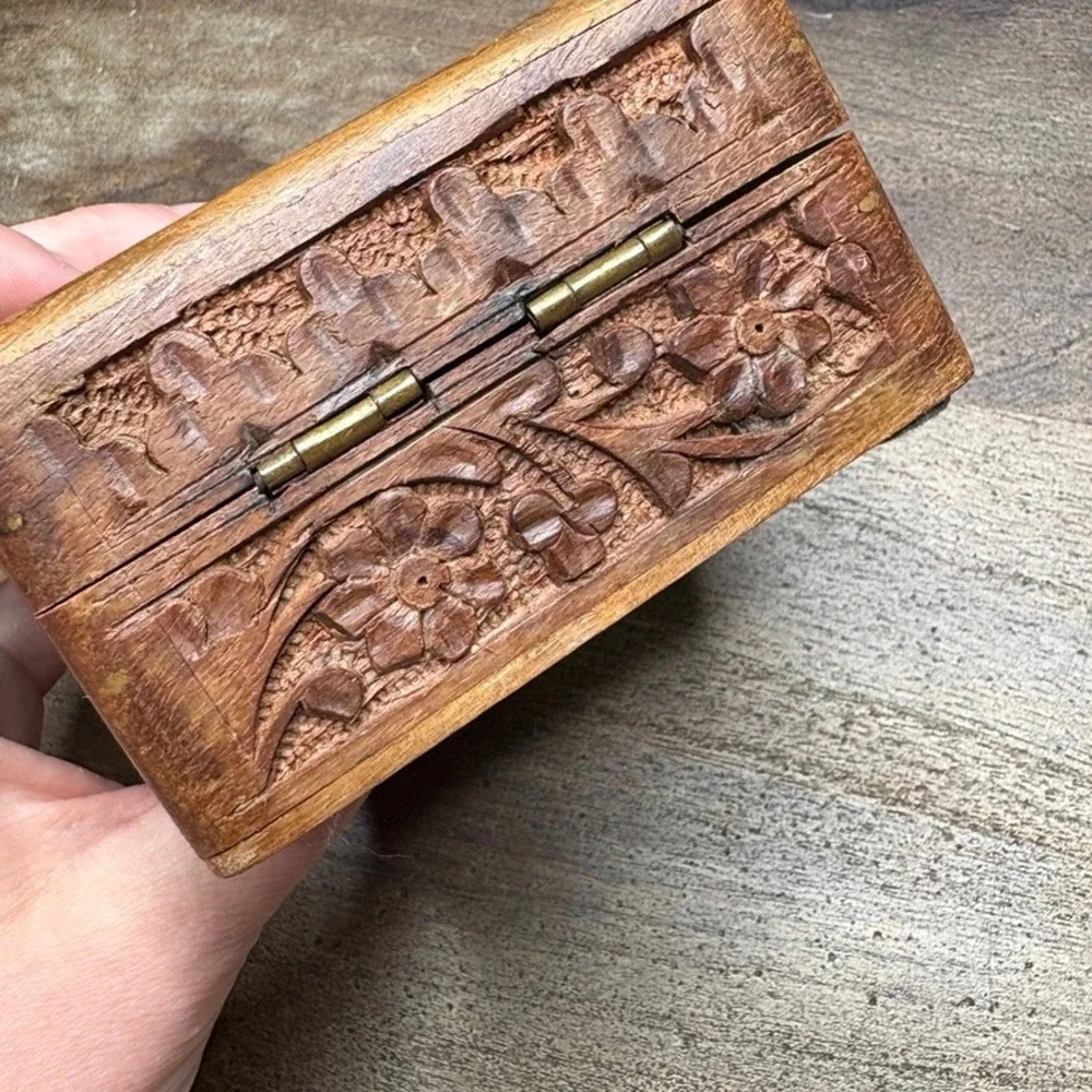 N/A hand carved
